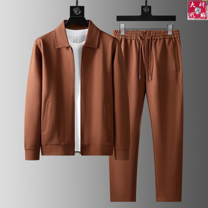 L0r0 P1ana suits